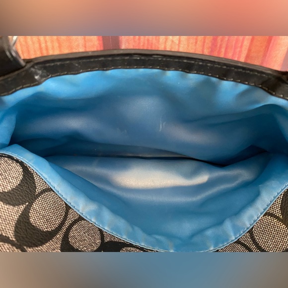 💕COACH💕 Handbag - Black/gray/blue pattern. Super Cute!!! - Picture 12 of 12